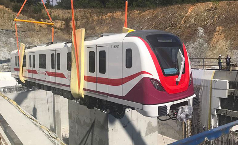 Havalimanı Metrosu'nda ilk tren raylara indi