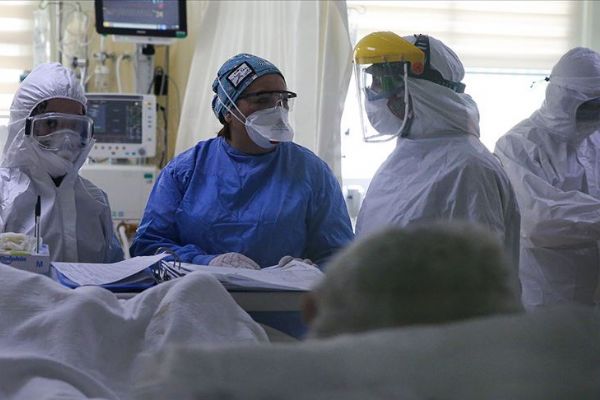 Türkiye'de son 24 saatte 1578 kişiye Kovid-19 tanısı konuldu