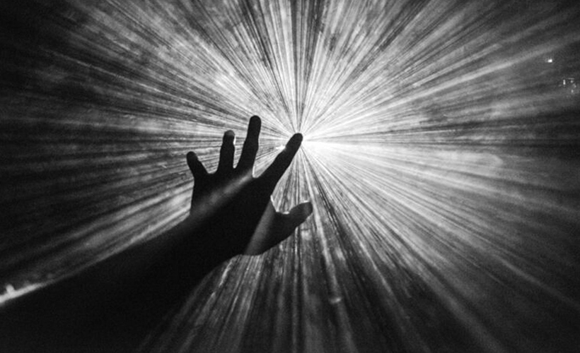 Almanların üçte biri komplo teorilerine inanıyor