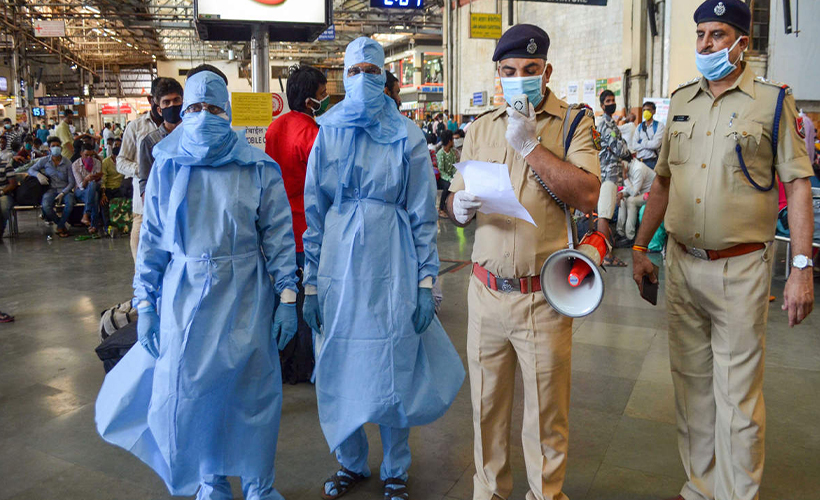 Koronavirüs 3 ülkeye demir attı