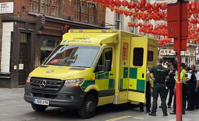 İngiltere'de 3 bin 497 kişi daha virüse yakalandı