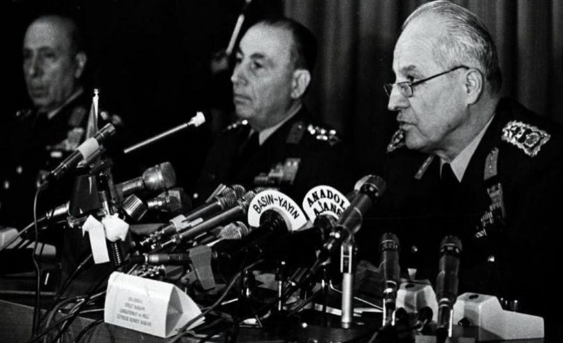 Siyasette 12 Eylül darbesi