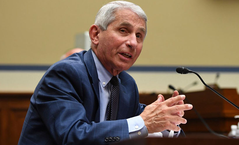 Fauci: Yaşam 2021 sonunda normale dönebilir