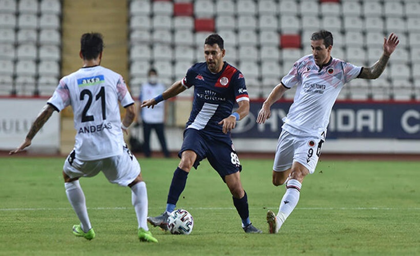 Antalyaspor 3 puanla başladı