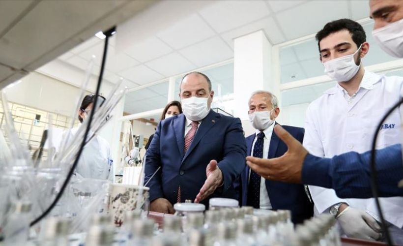 Sanayi ve Teknoloji Bakanı Varank: 'İlaç endüstrisi savunma sanayisi kadar önemli'