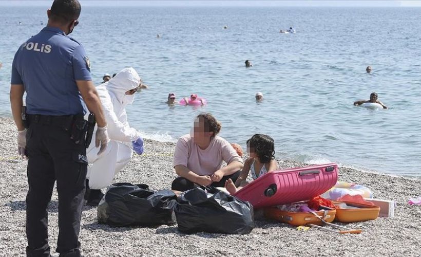 Antalya'da karantinada olması gereken kadın Konyaaltı sahilinde yakalandı