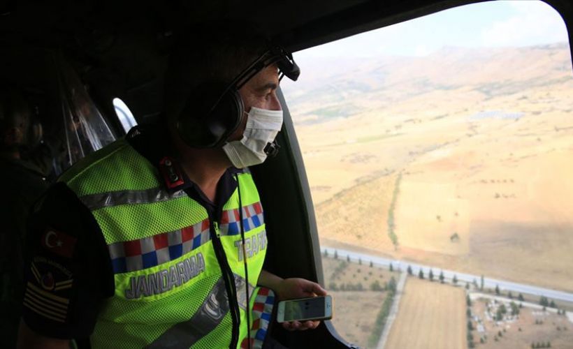'Turizmin başkenti'nde havadan ve karadan denetimler yapan jandarma kuş uçurtmuyor