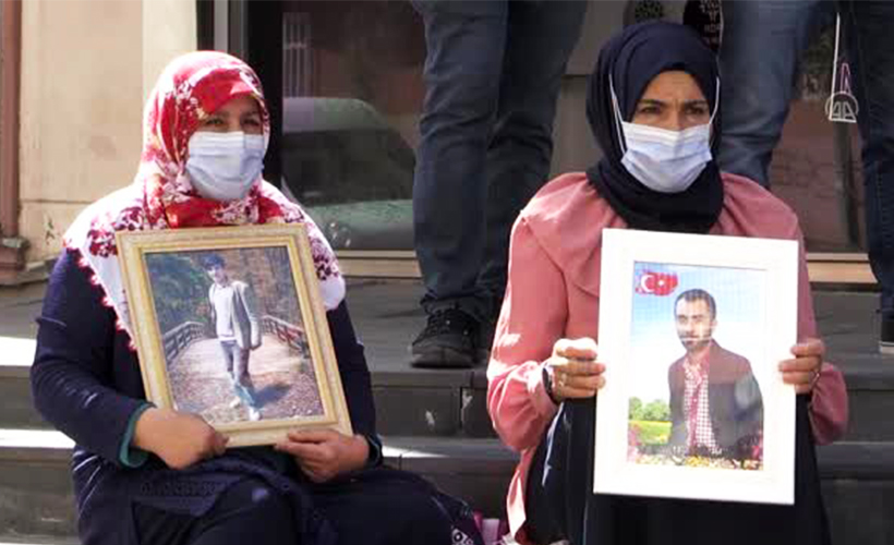 Diyarbakır annelerinin oturma eylemine bir aile daha katıldı