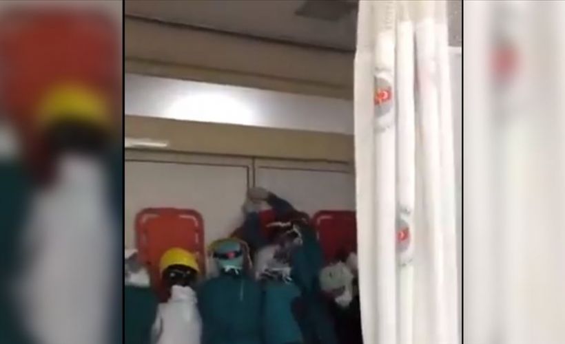 Başkentte ameliyatta ölen yaralının yakınları sağlık çalışanlarına saldırdı