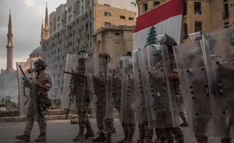 Lübnan karakoluna saldırıda iki asker öldü