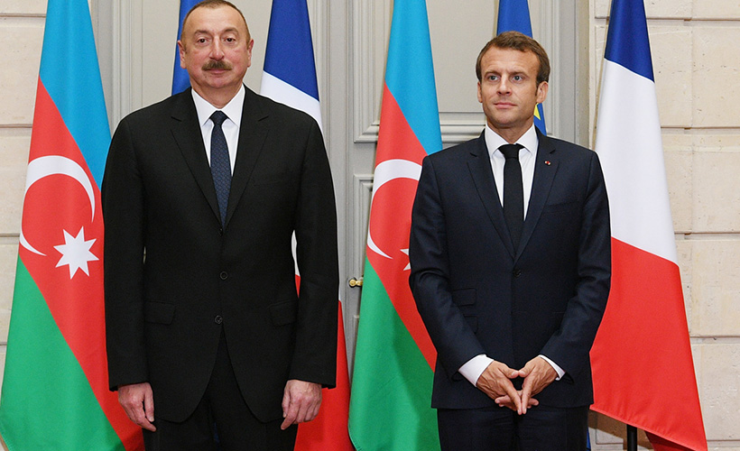 Macron, Aliyev'i aradı!