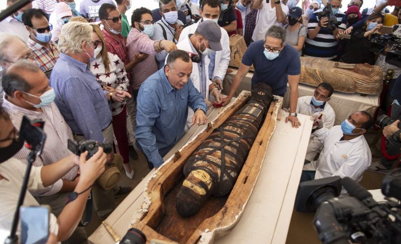 Piramitler bölgesinde 2600 yıllık 60 tabut keşfedildi