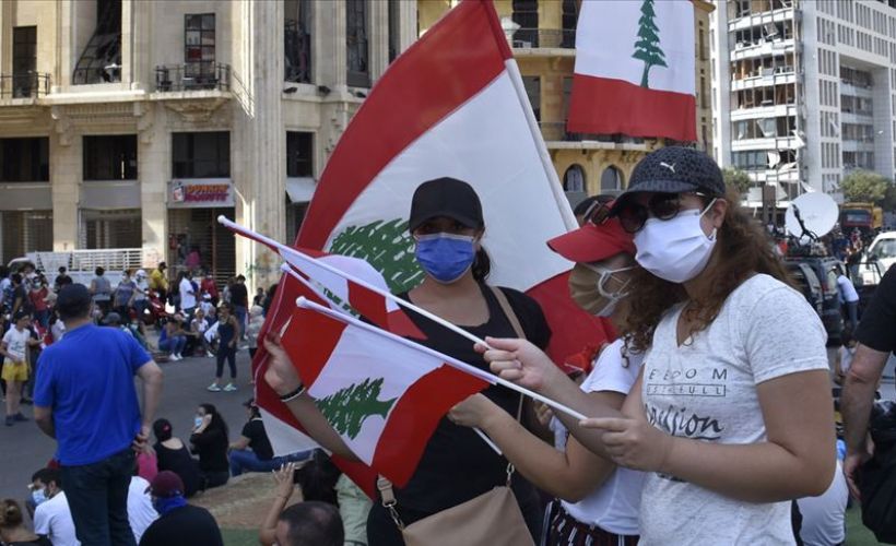 Lübnan'da ağırlaşan yaşam şartları protesto edildi