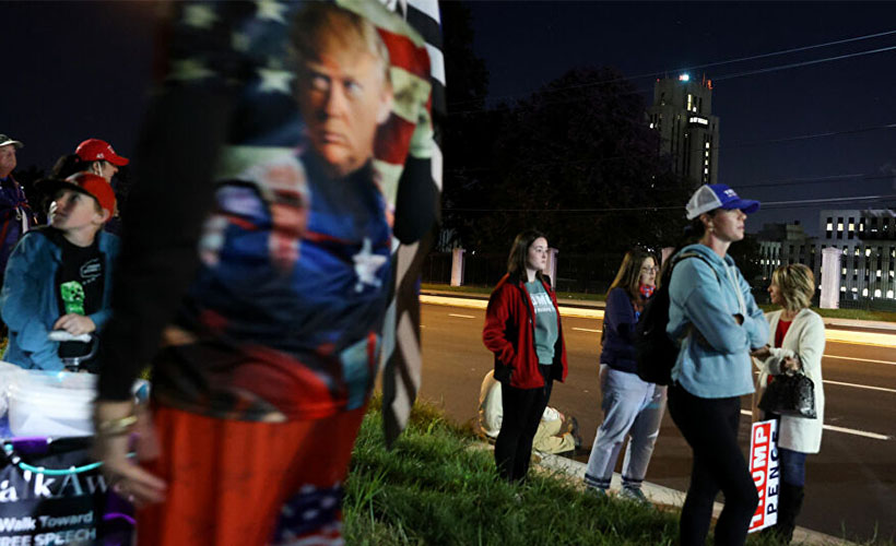 Trump'ın tedavi gördüğü hastanenin önünde 'şüpheli çanta' paniği