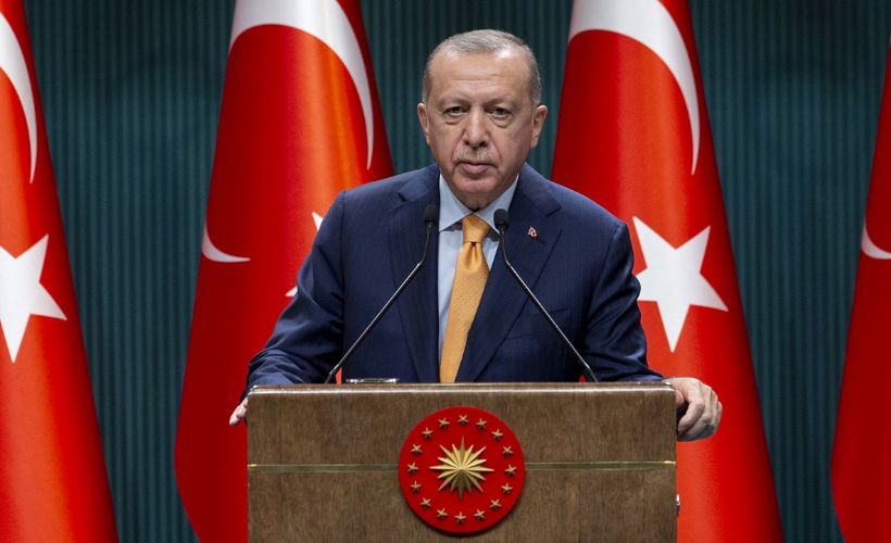 Erdoğan: Macron 'sömürge valisi' gibi konuşmayı bırakmalı