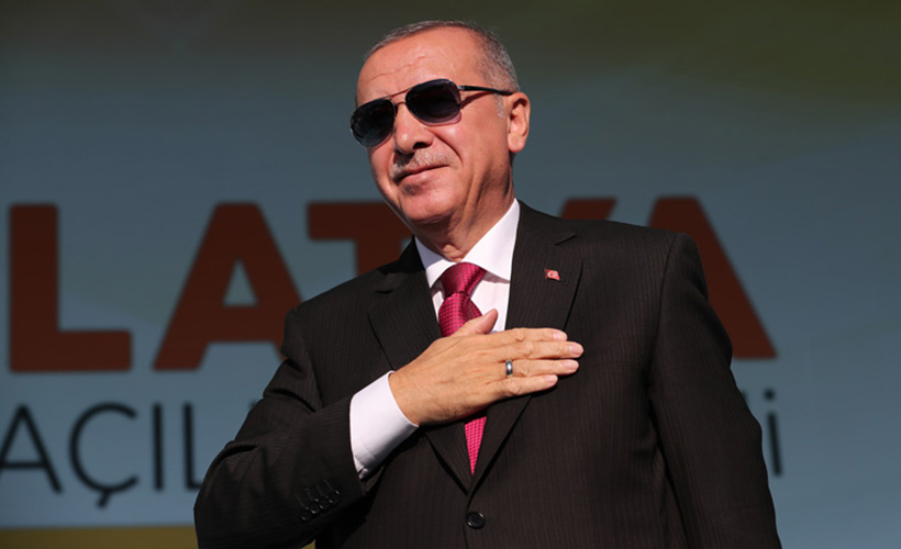Erdoğan'dan 'eğilmedik, eğilmeyiz' paylaşımı