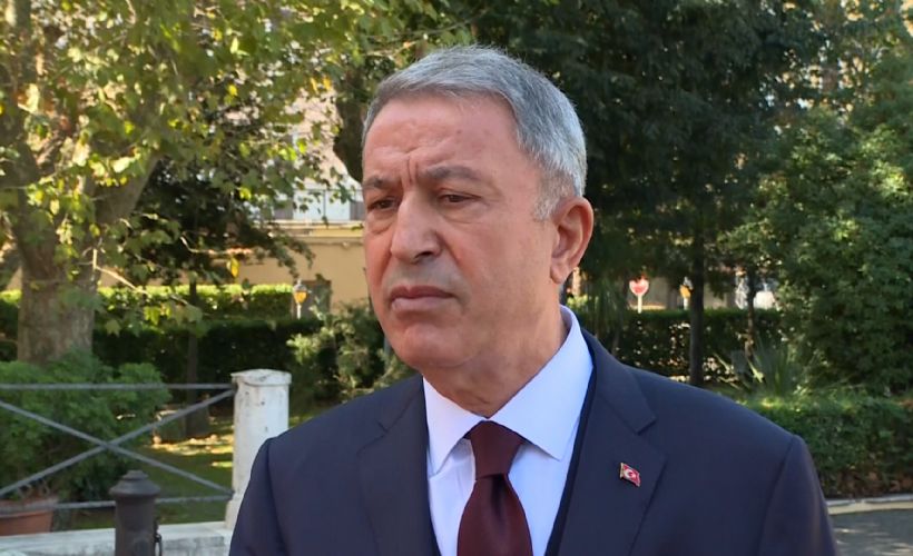 Akar: 'İşgal bitmeden, teröristler oradan çıkarılmadan Azerbaycanlı kardeşlerimizin durmasını beklemeyin'