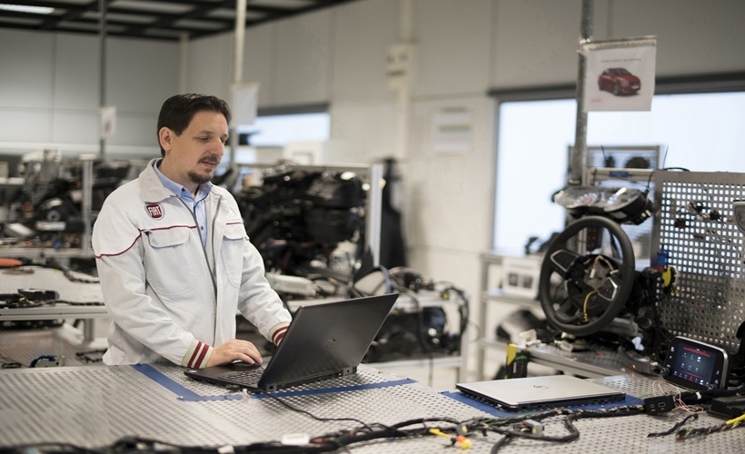 Tofaş, dünyaya mühendislik ihraç ediyor