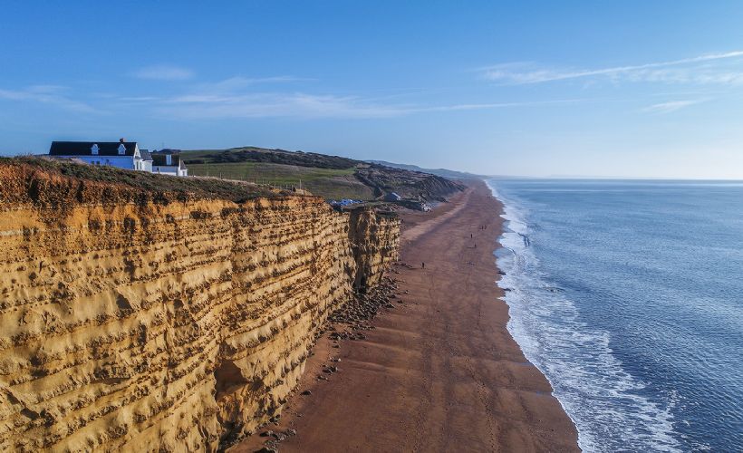 Bu plajlarda yüzmek yürek ister!
