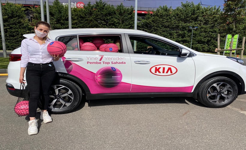 KIA'dan kadın müşterilerine ‘Pembe Top’