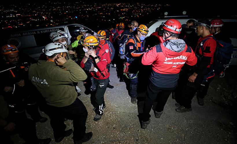 Uludağ'ın eteklerinde kaybolan 4 kişi bulundu