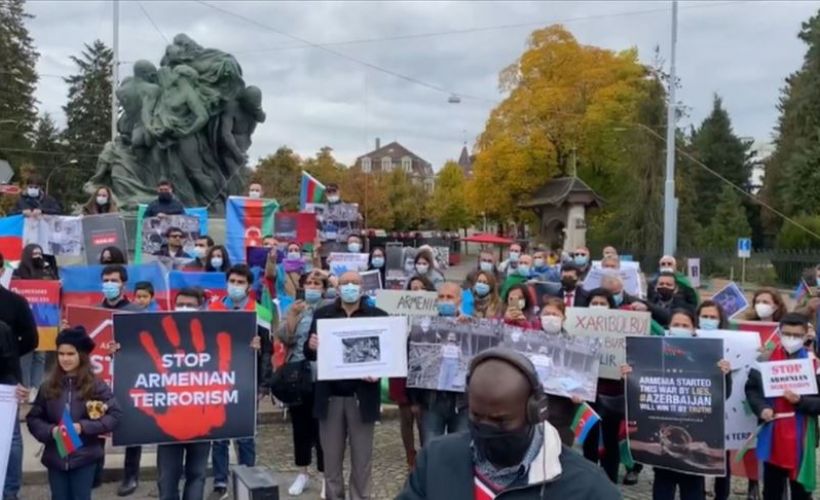 İsviçre'de Ermenistan'ın Azerbaycan topraklarına saldırılarına protesto