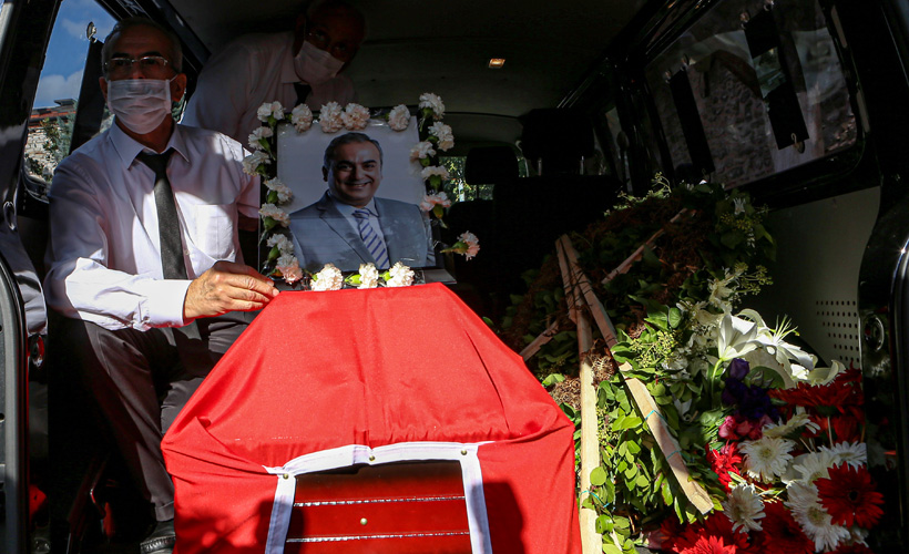 Markar Esayan son yolculuğuna uğurlandı