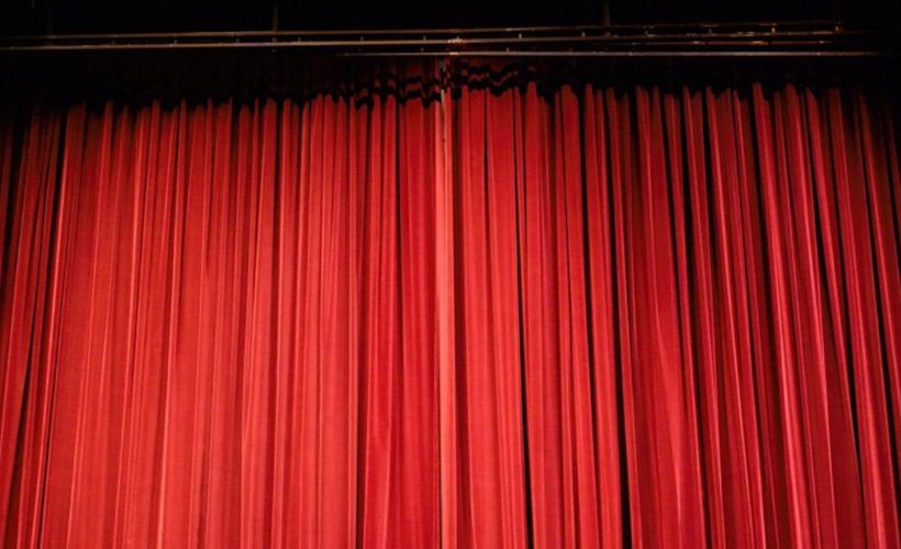 Kültür ve Turizm Bakanlığı'ndan özel tiyatrolara destek