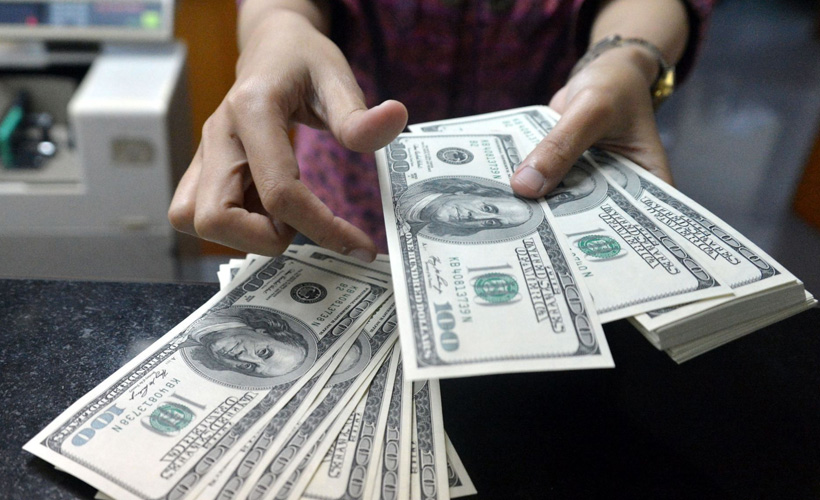 Dolar ve euroda yeni rekor