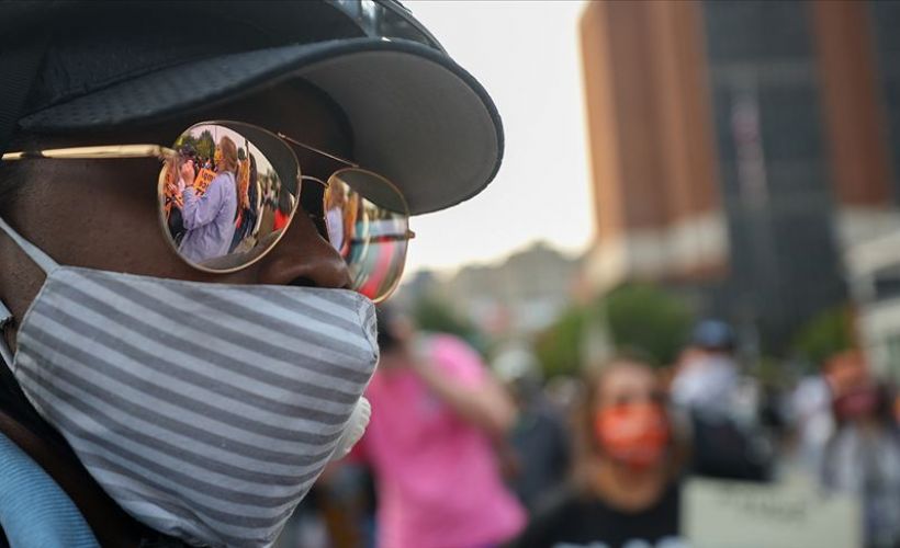 ABD’nin Pennsylvania eyaletine bağlı Philadelphia şehrinde iki polis bir siyahiyi 10 kurşun sıkarak öldürdü