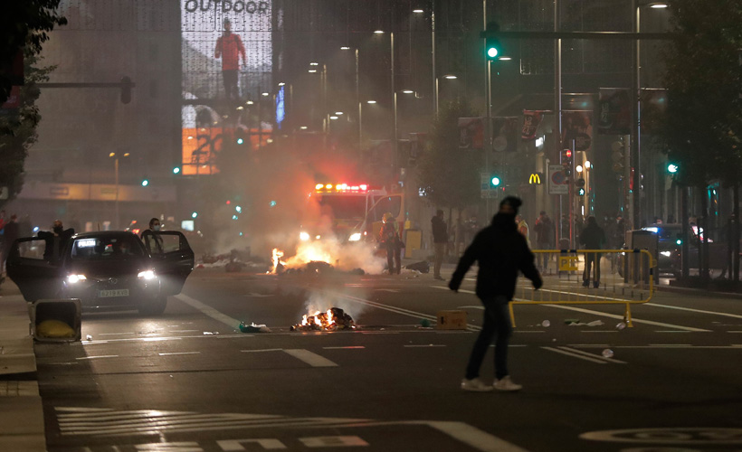 İspanya'da protesto: Sokaklar savaş alanına döndü