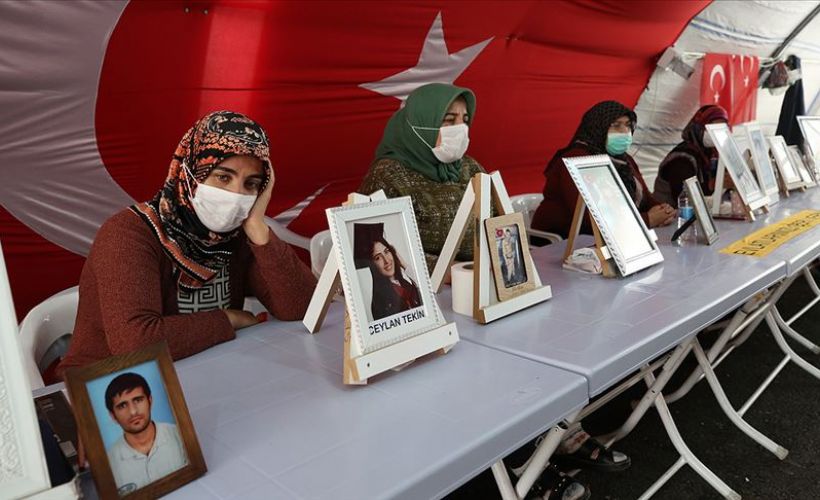 Diyarbakır annelerinin oturma eylemi 426'ıncı gününe girdi