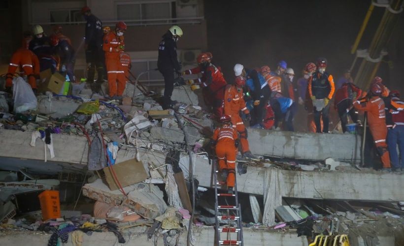 Çöken Rıza Bey Apartmanı'nın eski yöneticisi: Binanın arsası bamya tarlasıymış…