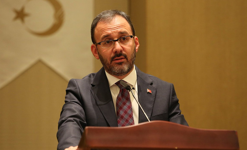 Bakan Kasapoğlu duyurdu: Burs ve kredi başvuruları uzatıldı