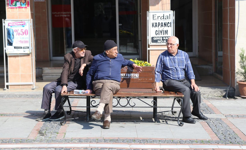 Bursa'da 65 yaş üstü vatandaşlara sokağa çıkma kısıtlaması