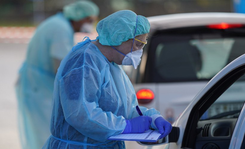 Dünya genelinde Kovid-19 tespit edilen kişi sayısı 47 milyon 854 bini geçti