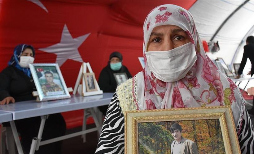 Diyarbakır annelerinden Salim: 20 gün eğitim verdiler, götürüp PKK'ya teslim ettiler