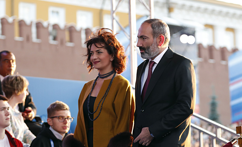 Paşinyan’ın eşi: Kadın birliğimiz Karabağ’a gitmeye hazır