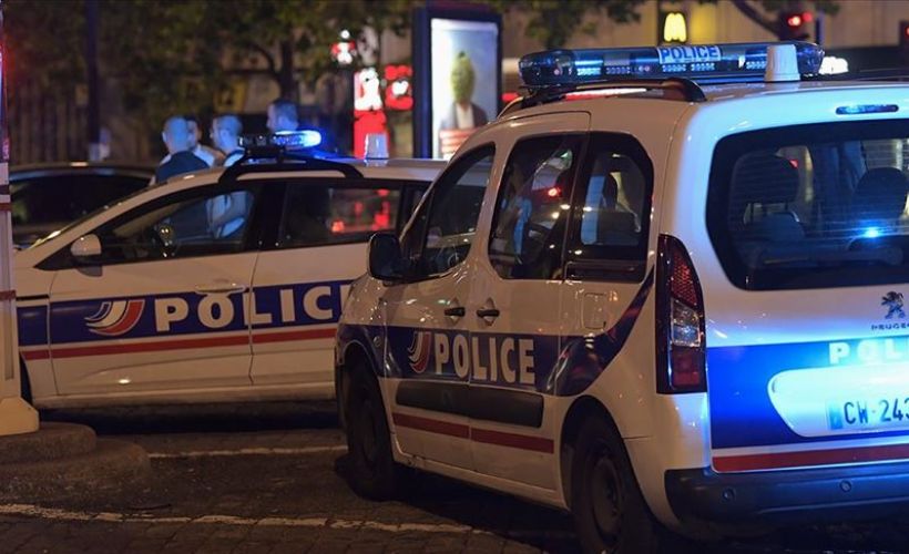 Fransa'da Ortodoks papaza saldıran kişi yakalandı