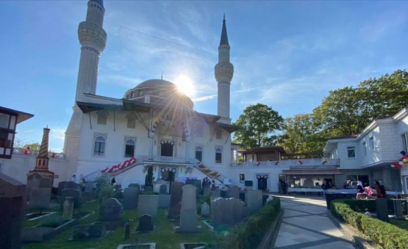 Almanya'da iki camiye İslamofobik içerikli mektup gönderildi