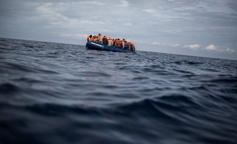 Akdeniz'de göçmenleri taşıyan bot battı: 6 ölü