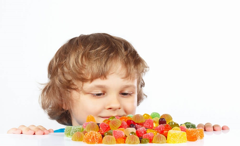 Çocuğunuzu şekere bağlamayın