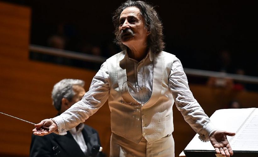 Timur Selçuk’un eşi, sanatçının vasiyeti ile ilgili açıklamada bulundu