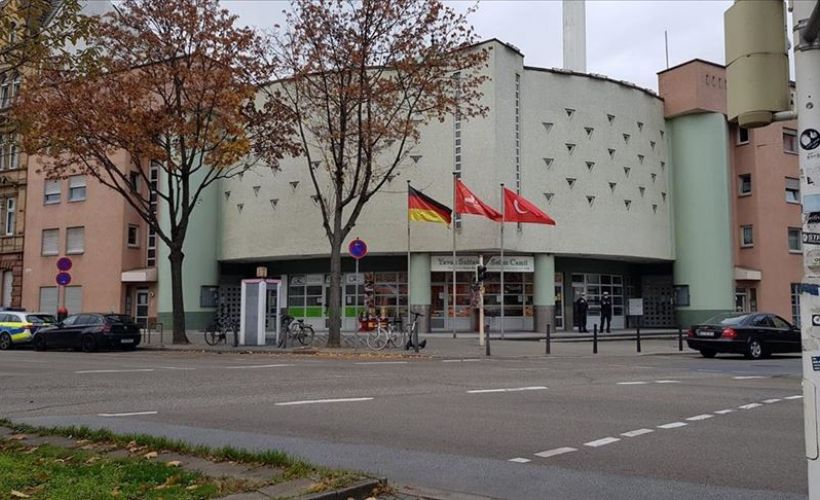 Almanya'da camiye asılsız bomba ihbarı ve İslamofobik içerikli mektup