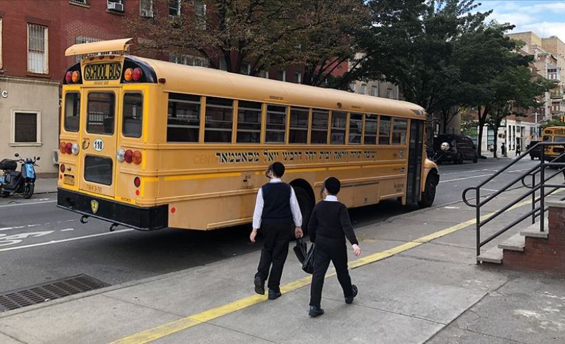 New York kentinde okullar Kovid-19 nedeniyle yeniden kapanacak