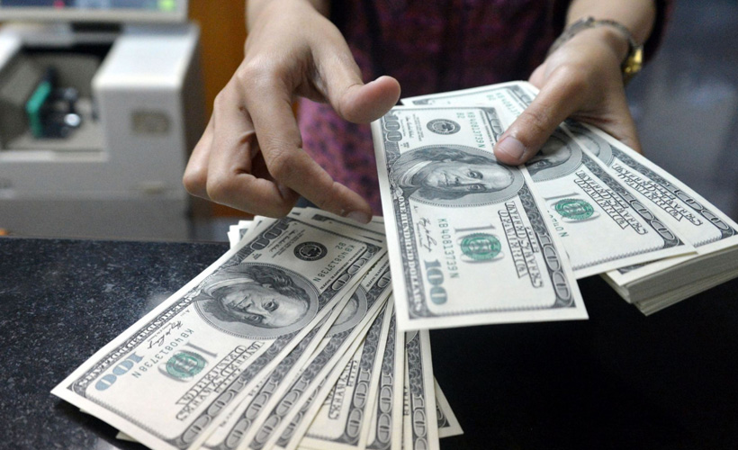 Merkez Bankası'nın faiz kararı öncesi Dolar ve Euro'da düşüş