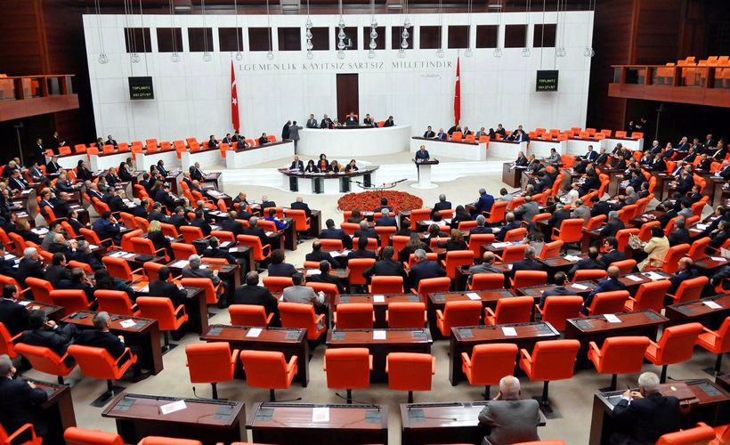 4 partiden ortak bildiri ile Fransa'ya tepki