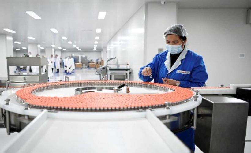 Çin'de üretilen aşıların global dağıtımına başlandı