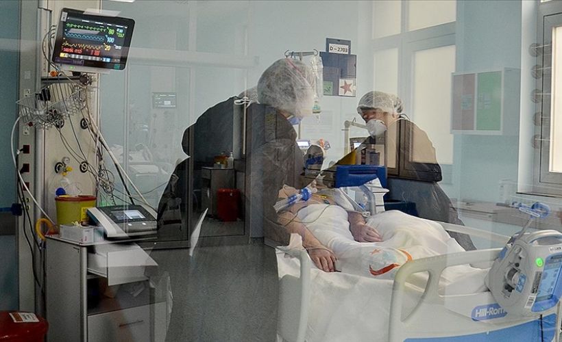 Türkiye'de son 24 saatte 32 bin 137 kişinin Kovid-19 testi pozitif çıktı, 203 kişi hayatını kaybetti