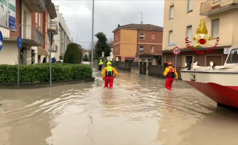 İtalya olumsuz hava koşullarına teslim oldu